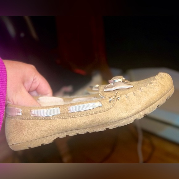 Canyon River Blues Girls Nieva Tan Faux Fur Line Moccasin Slippers Size 1 - Picture 6 of 6